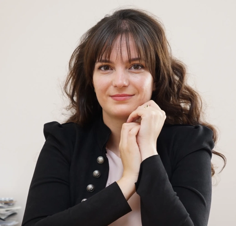 Портрет на Катерина Любенова